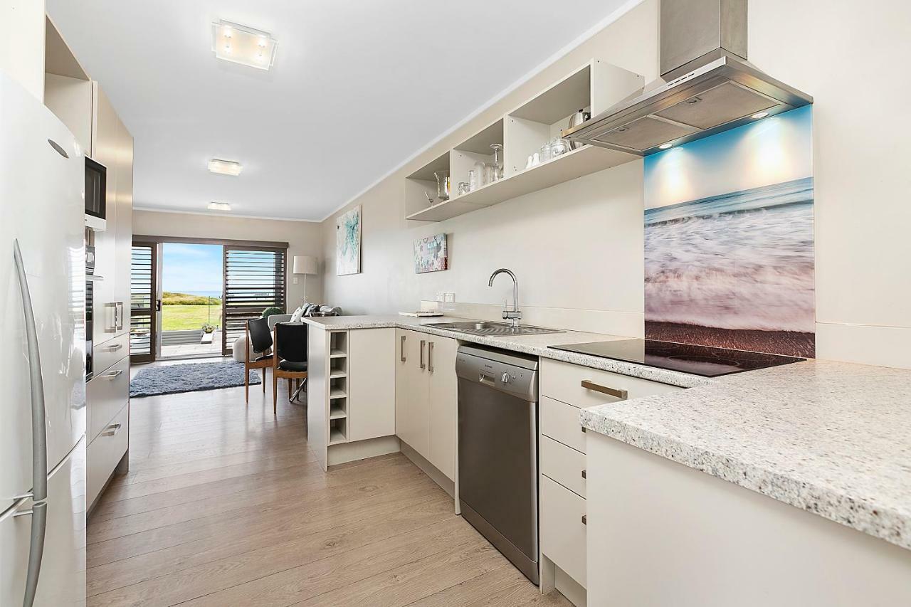 Beachfront Location Mount Maunganui Exterior photo